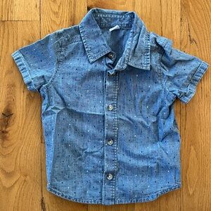 Old Navy chambray red, white, and blue speckled button-down shirt, 2T